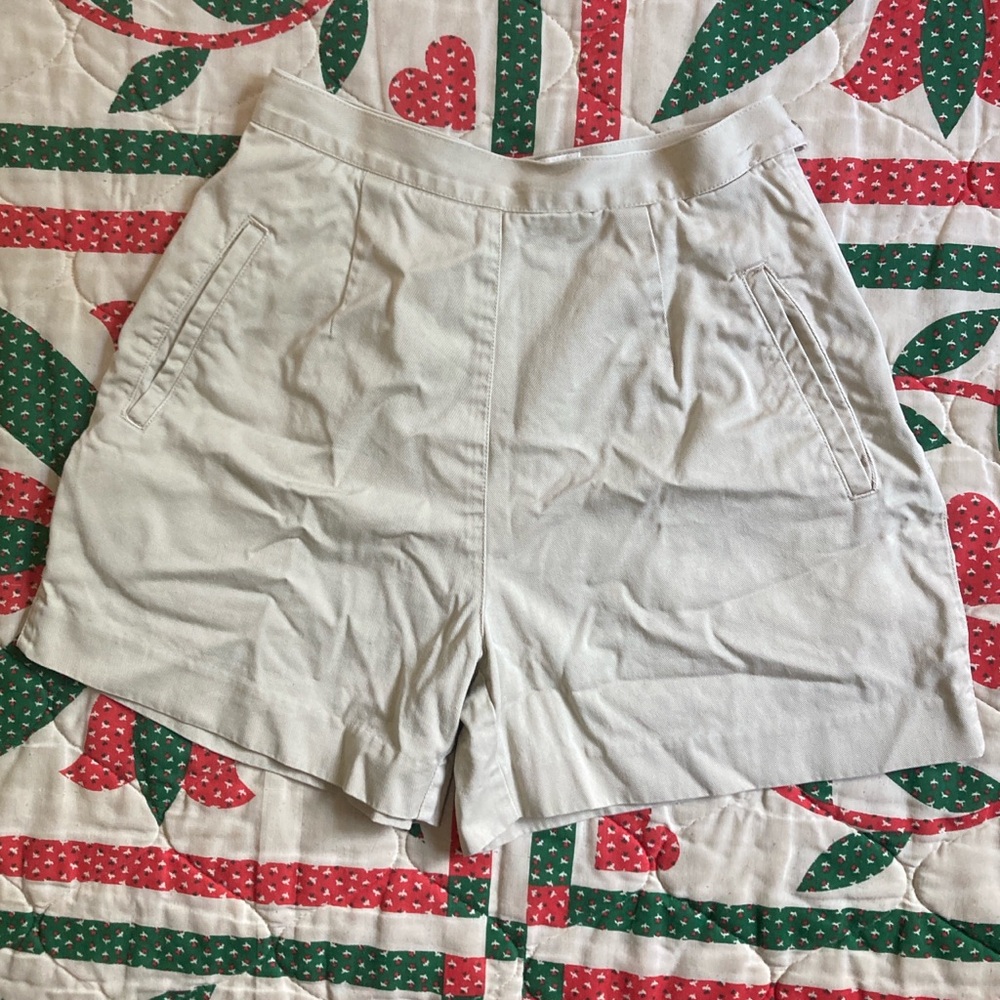 Side zip shorts
